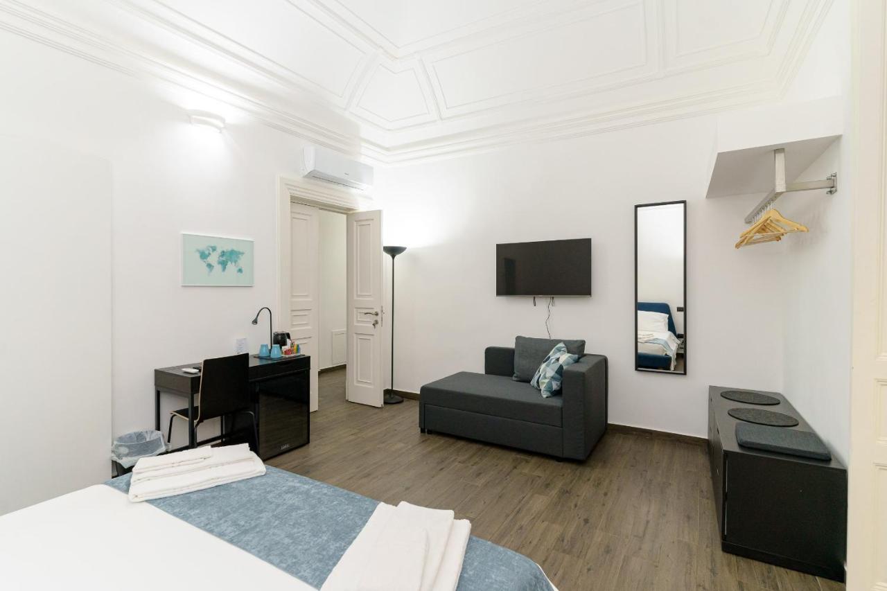 Sisto18 Bed & Breakfast คาตาเนีย ภายนอก รูปภาพ