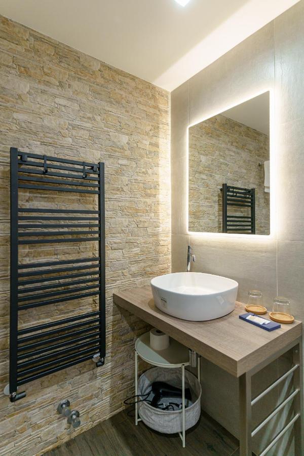 Sisto18 Bed & Breakfast คาตาเนีย ภายนอก รูปภาพ