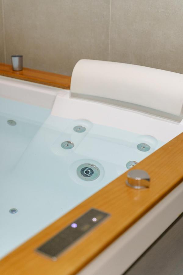 Sisto18 Bed & Breakfast คาตาเนีย ภายนอก รูปภาพ