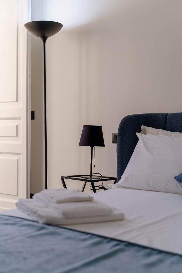 Sisto18 Bed & Breakfast คาตาเนีย ภายนอก รูปภาพ